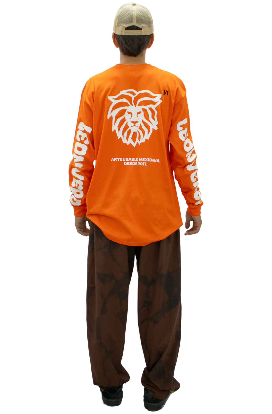 Playera naranja manga larga