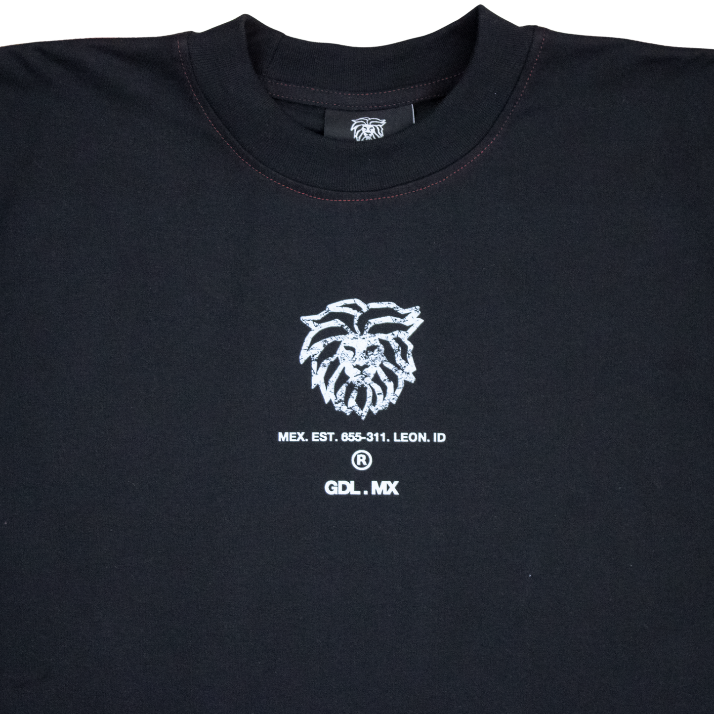Playera ¨DELINEADA¨